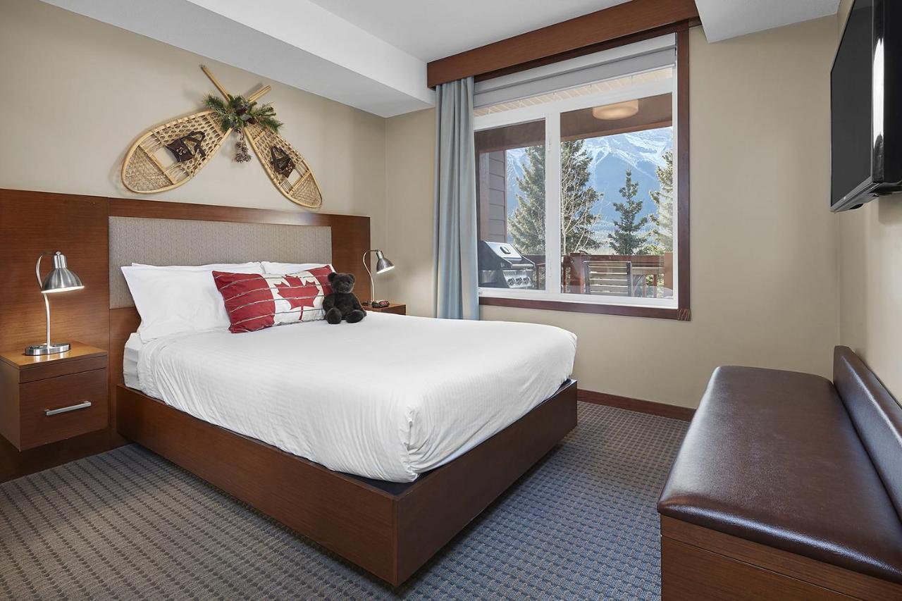 Mountain View Escape With Open Hot Tub, Views!! Villa Canmore Kültér fotó